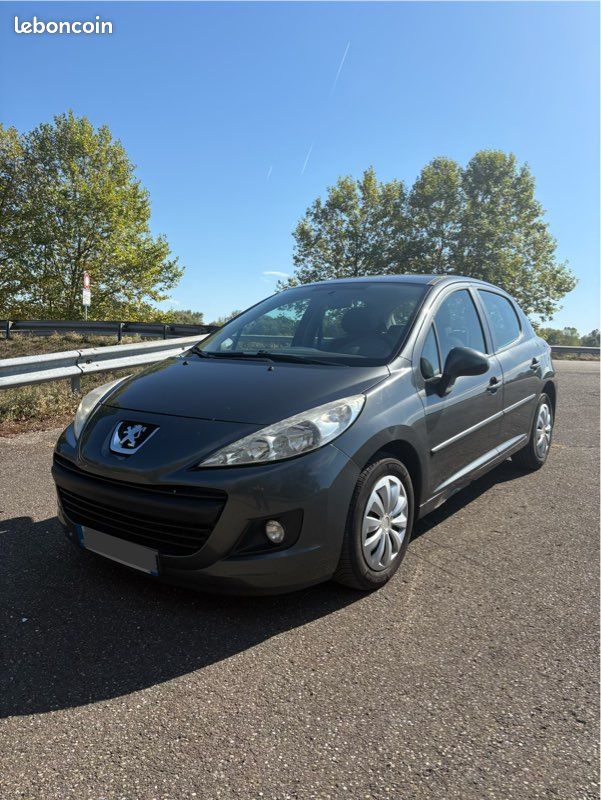 Peugeot 207 1.4 HDI (image 1)