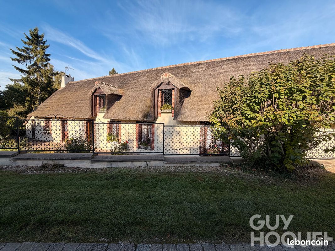 Maison 7 pièces 338 m² · à Conie-Molitard · 338 m² · 223 500 €