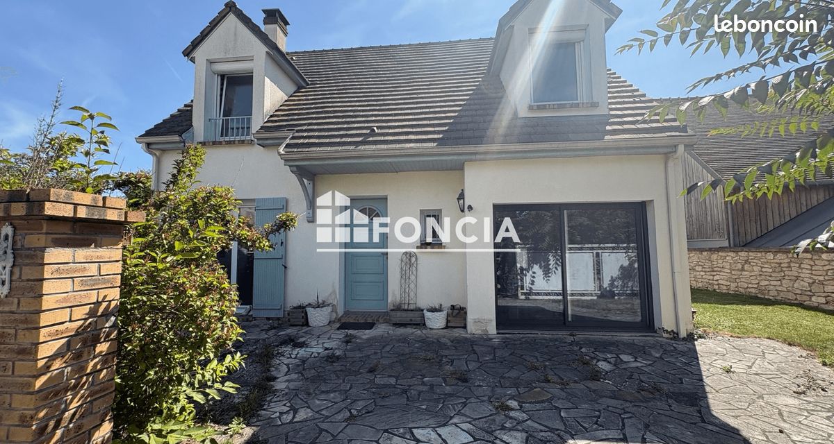 Maison 6 pièces 117 m² · à Ecquevilly · 117 m² · 388 000 €