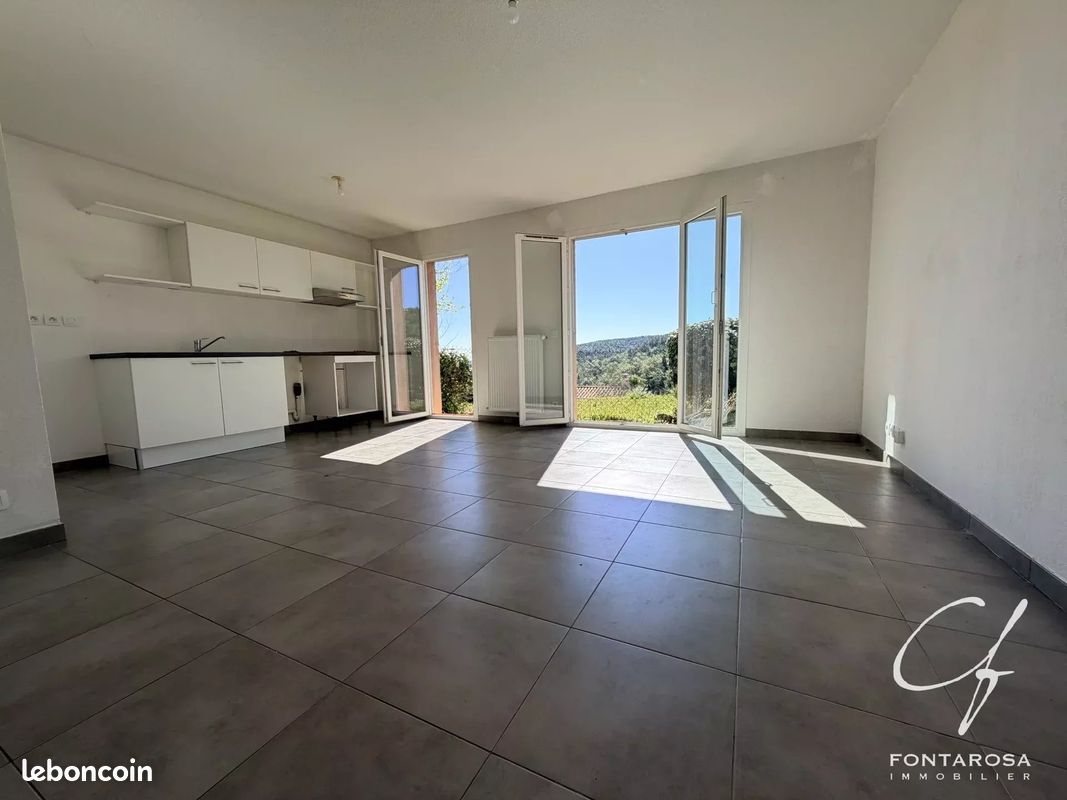 Appartement 4 pièces 78 m² · à Roquebrune-sur-Argens · 78 m² · 275 000 €