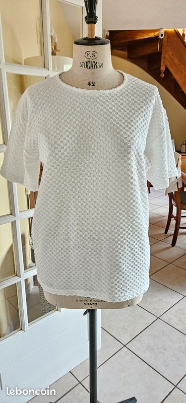 Tee-shirt Club Med taille 42/44 (image 7)