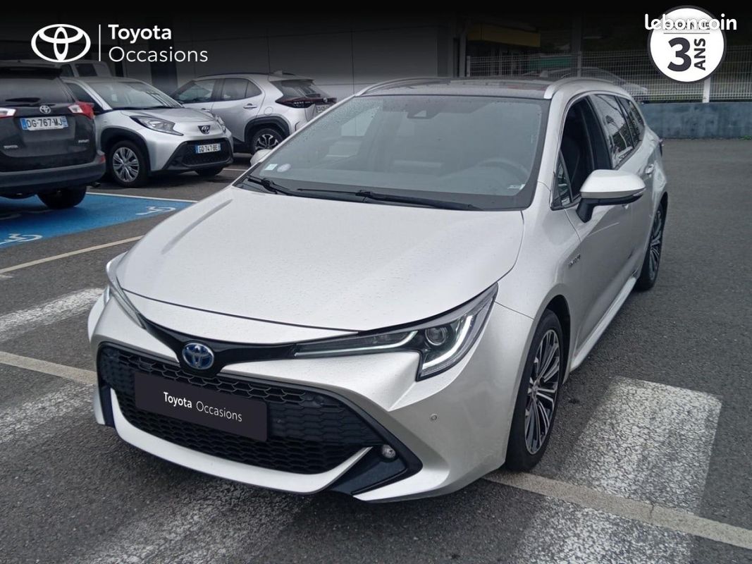 Toyota Corolla Touring Spt 184h Design MY21 (image 24)