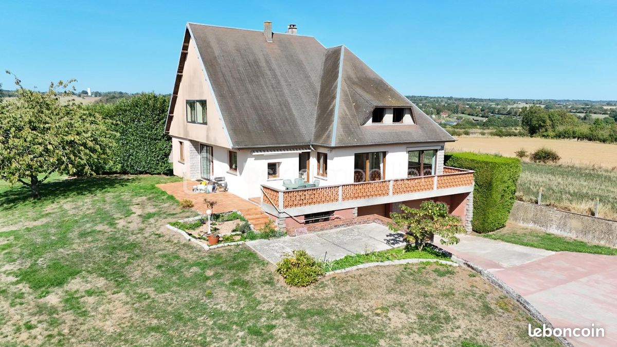 Maison 6 pièces 182 m² · à Sainte-Gauburge-Sainte-Colombe · 182 m² · 199 000 €