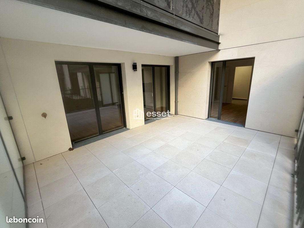 Appartement 2 pièces 51 m² · à Courbevoie · 51 m² · 1 304 €