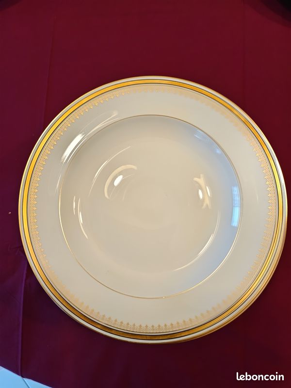 Service de table en porcelaine de Limoges (image 8)