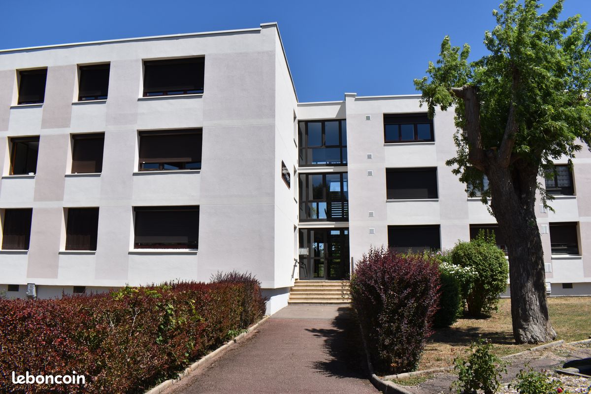 Appartement 1 pièce 31 m² · à Nevers · 31 m² · 420 €