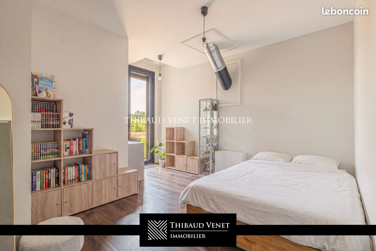 Villa 7 pièces 261 m² (image 18)