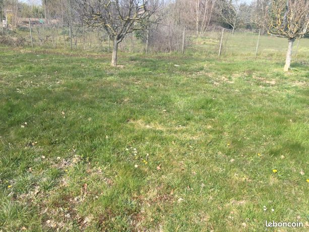 Terrain 725 m² Treffort Cuisiat