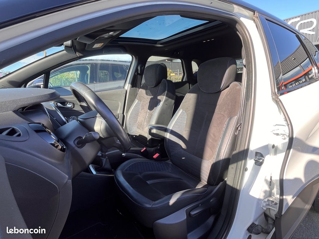Renault Captur 1.3 TCE 150 S Edition (image 5)