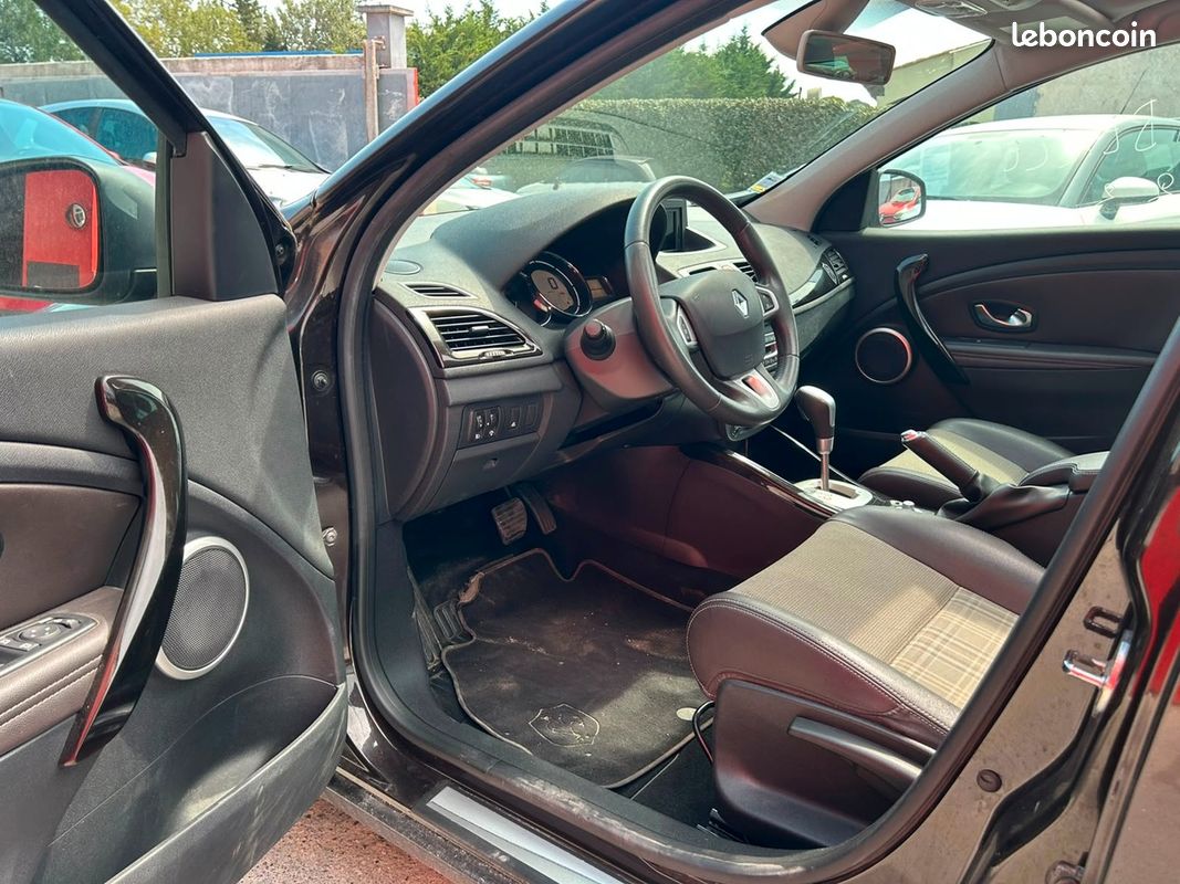RENAULT Megane III XV DE FRANCE 2.0L DIESEL DCI 150 CH BOITE AUTO | RÉVISÉE & GARANTIE 12 MOIS (image 21)