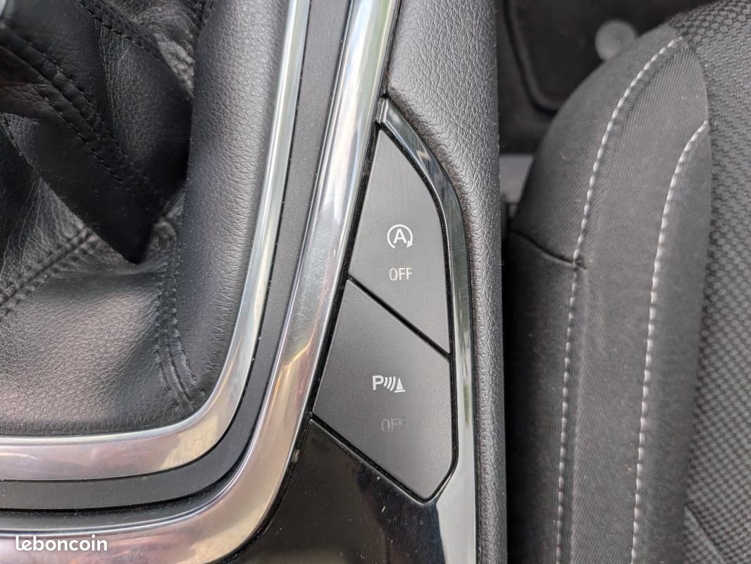 Ford S-Max 2.0 TDCi 150 S&S Trend (image 11)