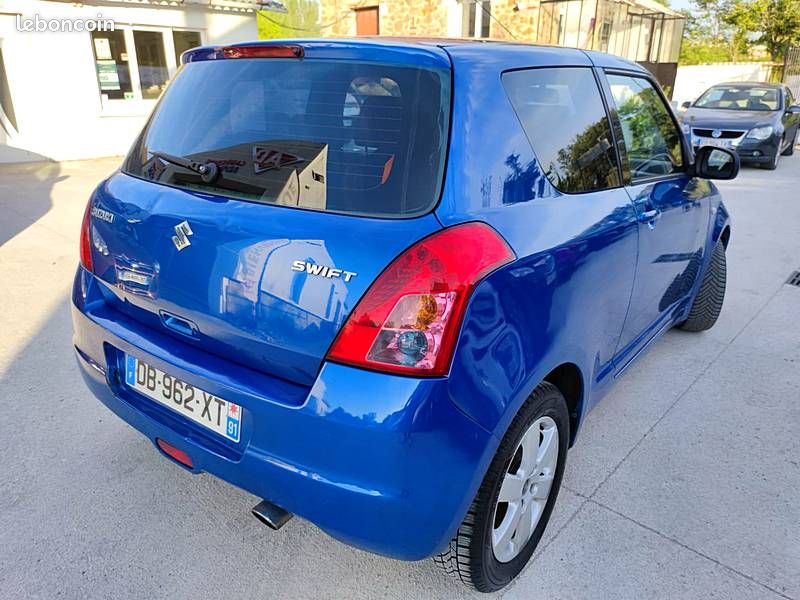 Suzuki swift iii 2009 (image 3)