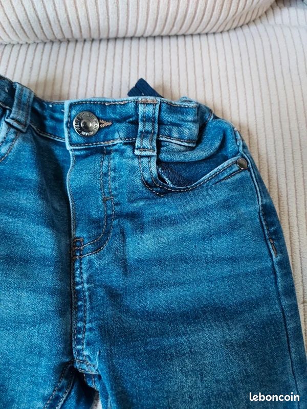 3 pantalons jeans 24 mois "Gémo" (image 3)