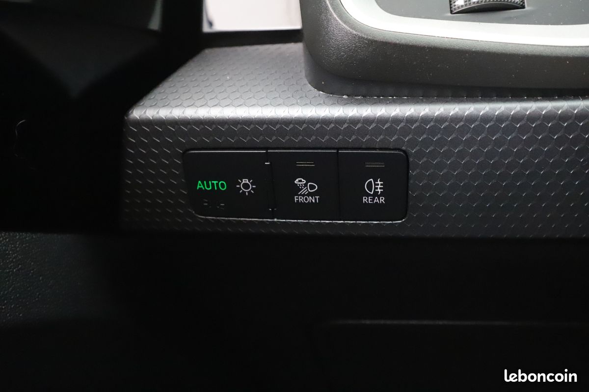 Audi A1 Sportback 25 TFSI Advanced 95 ch (image 22)