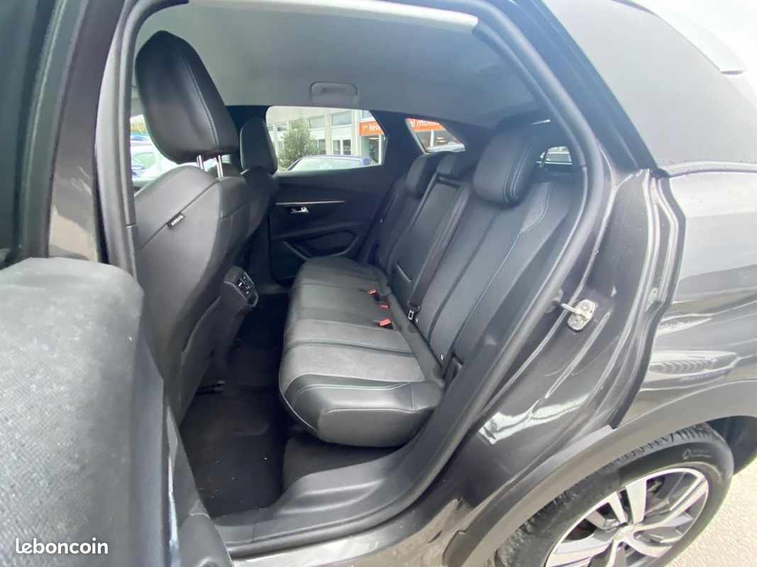 PEUGEOT 3008 1.2i 12V S&S - 130 Allure - Caméra de Recul + GPS (image 6)