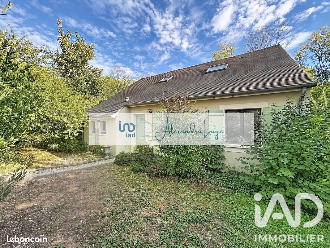 Maison 8 pièces 198 m² · à Fontaine-le-Port · 198 m² · 554 000 €