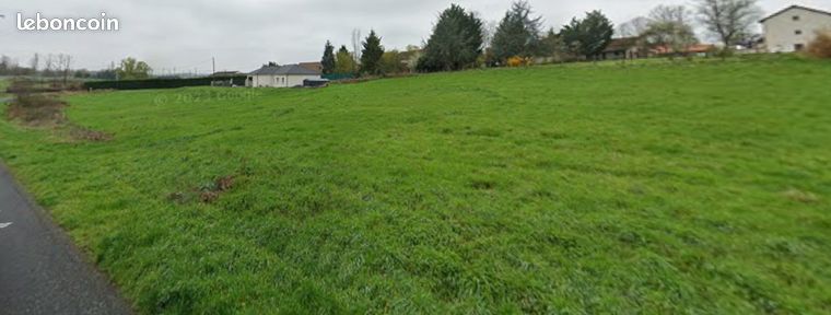 Terrain constructible 1693 m2 - Saint Victor (03410)