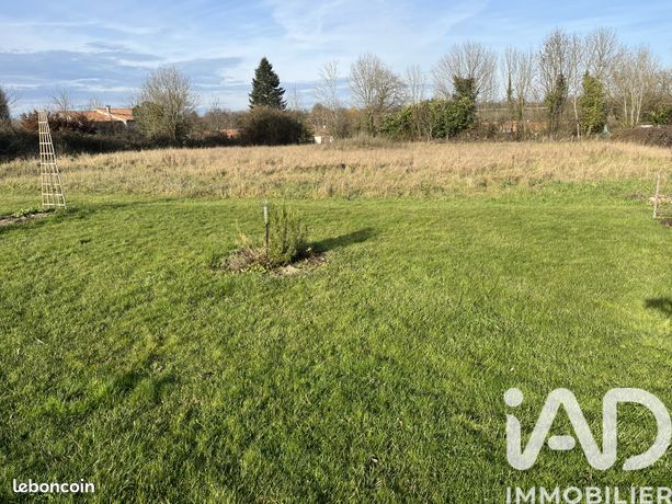 Terrain 3610 m² Reffannes