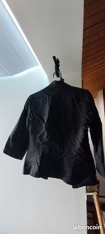 Veste noire (image 2)