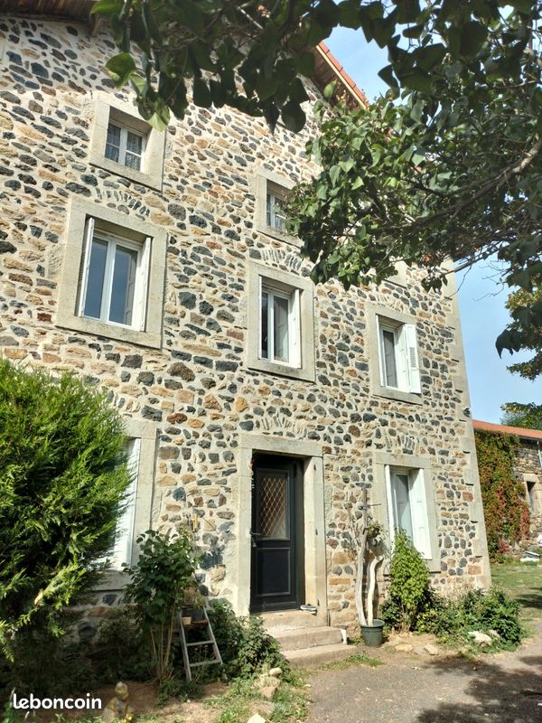 Maison 6 pièces 160 m² · à Saint-Privat-d'Allier · 160 m² · 265 000 €
