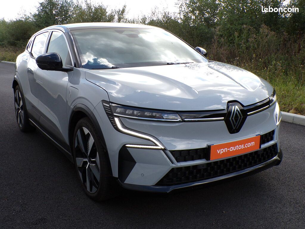 Renault Mégane E-TECH EV60 220 ch optimum charge Techno avec pack driving et vision (image 4)