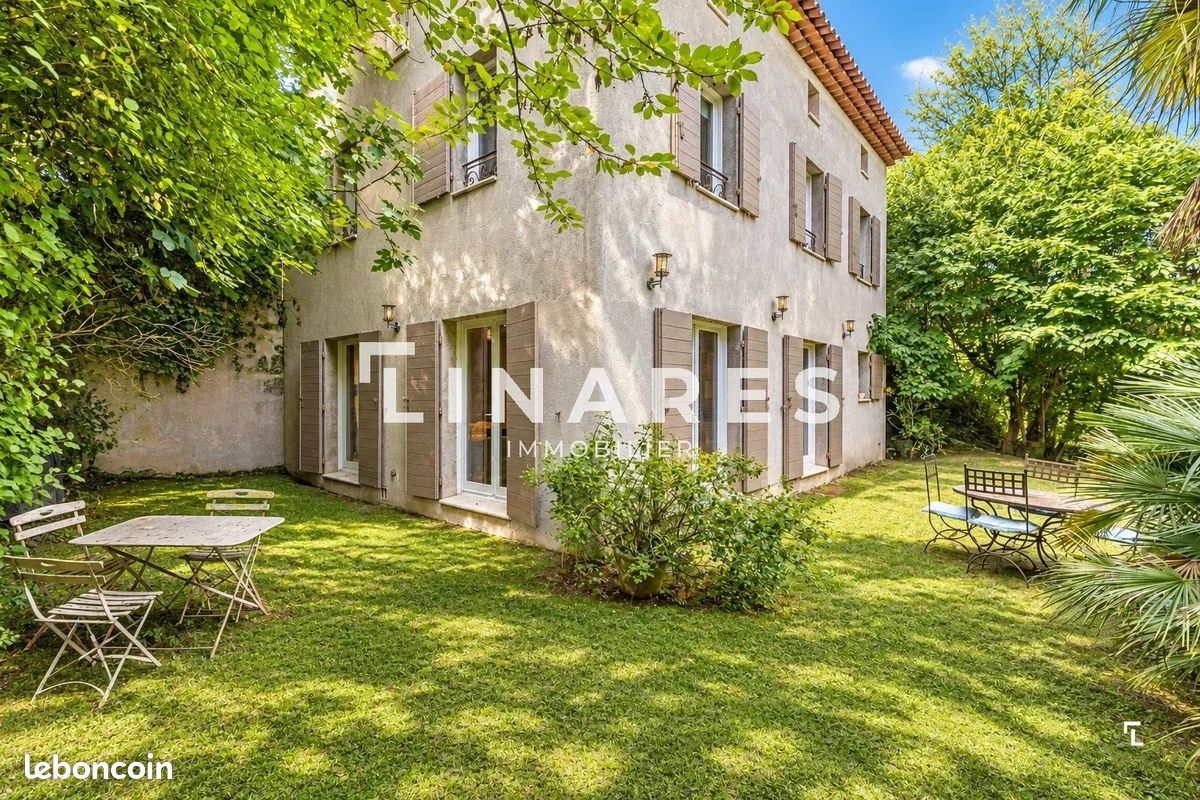 Maison 4 pièces 135 m² · à Pertuis · 135 m² · 563 000 €