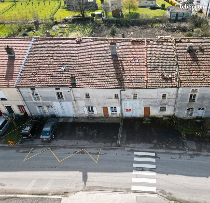 Maison 7 pièces 410 m² · à Bovée-sur-Barboure · 410 m² · 80 000 €