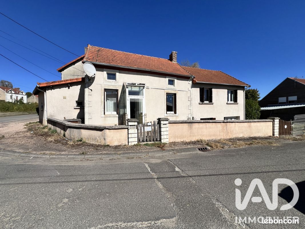 Maison 3 pièces 78 m² · à Saint-Éloy-les-Mines · 78 m² · 49 900 €