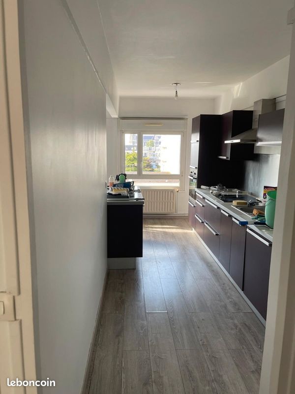 Appartement 3 pièces 77 m² · à Reims · 77 m² · 940 €