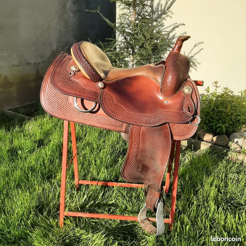 Selles western & accessoires - Confort & style | WAHL-Équestre