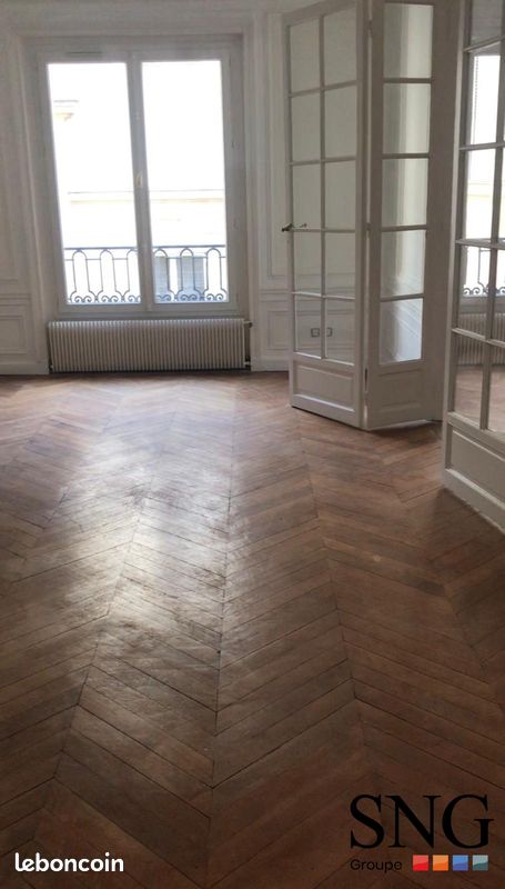Appartement 5 pièces 156 m² · à Paris · 156 m² · 7 600 €