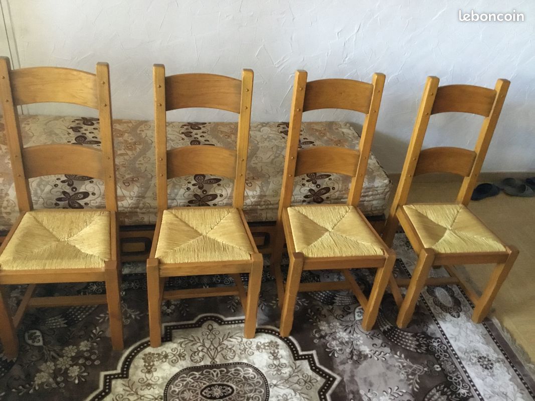 4 chaises en bois (image 1)