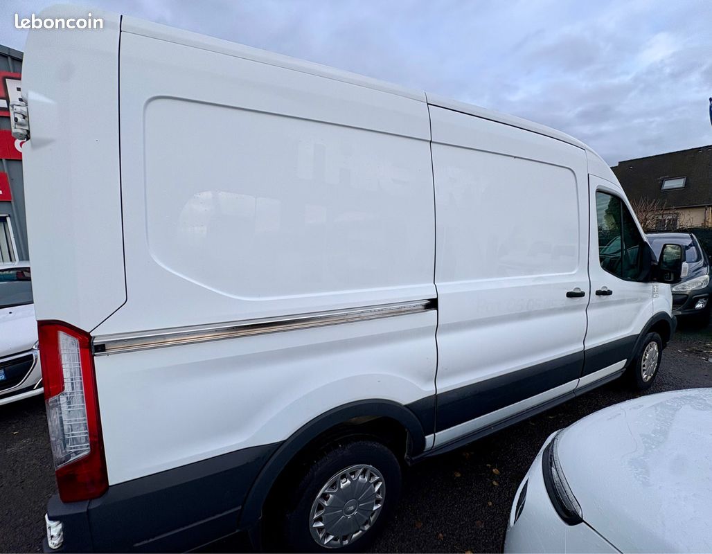 Ford transit (image 6)