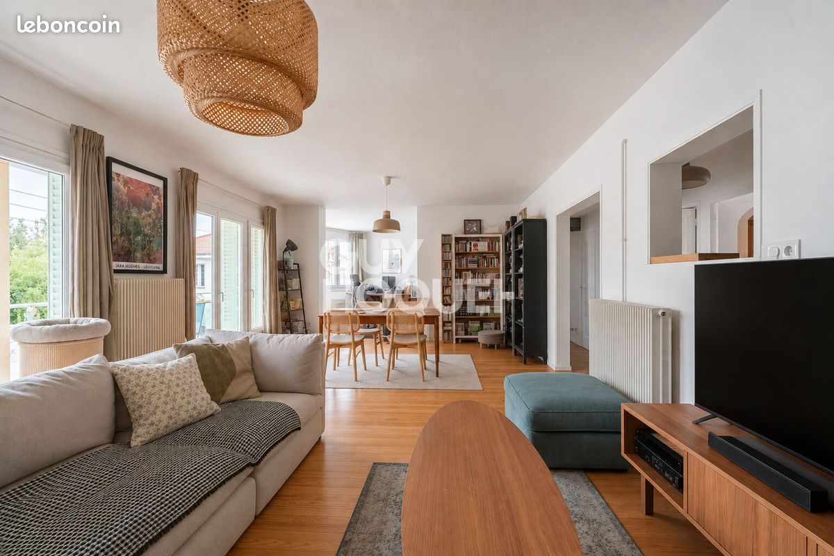 Appartement 4 pièces 103 m² · à Clermont-Ferrand · 103 m² · 219 000 €