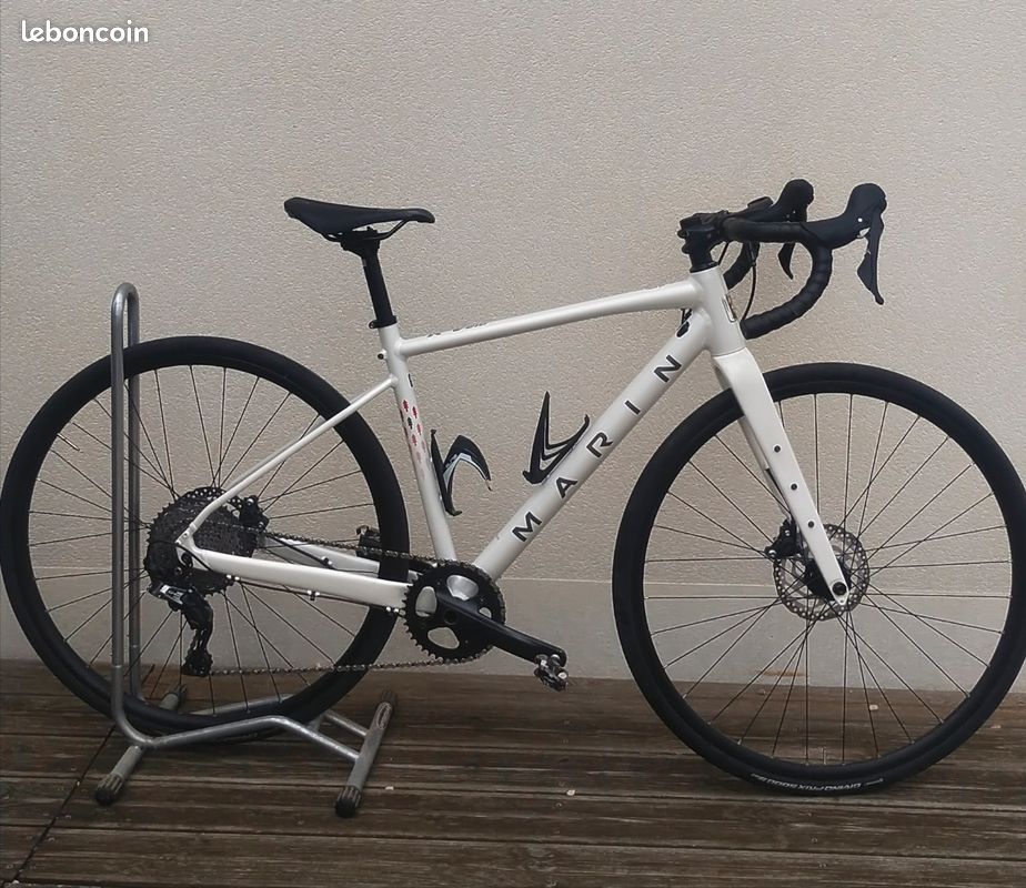 Trouvaille : Gravel Marin taille 52 montage en Shimano GRX