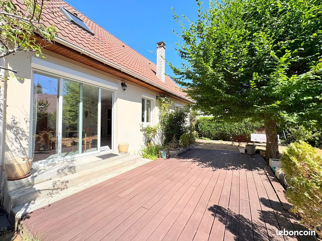 Maison 5 pièces 128 m² · à Pontault-Combault · 128 m² · 394 000 €