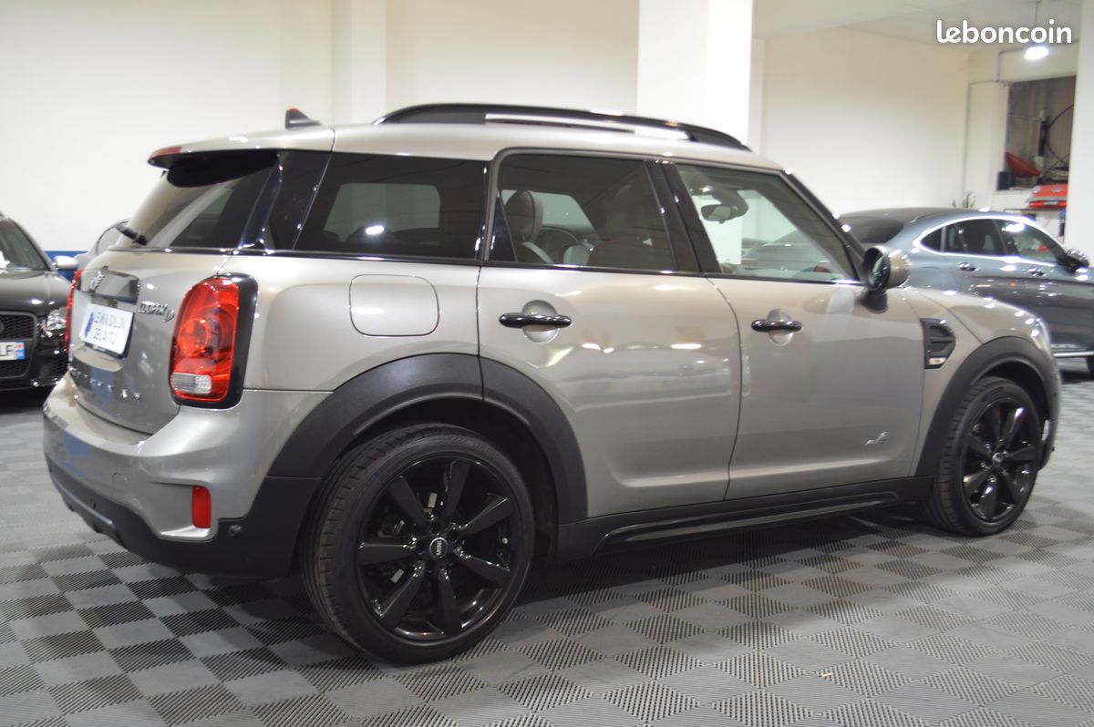 MINI COUNTRYMAN II (F60) COOPER D ALL4 RED HOT CHILI 150 BVA8-48.800km-Toit Ouvrant-GPS CarPlay-Sièges Chauffants-Cuir Intégral Blanc-Jantes 19"-Historique Limpide Mini-Etat Rare-Garantie 12 Mois (image 3)