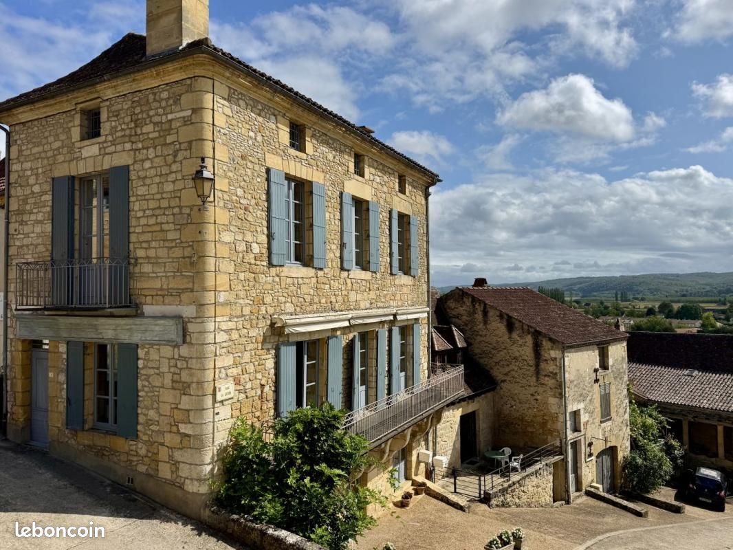 Maison 7 pièces 225 m² · à Saint-Cyprien · 225 m² · 416 000 €