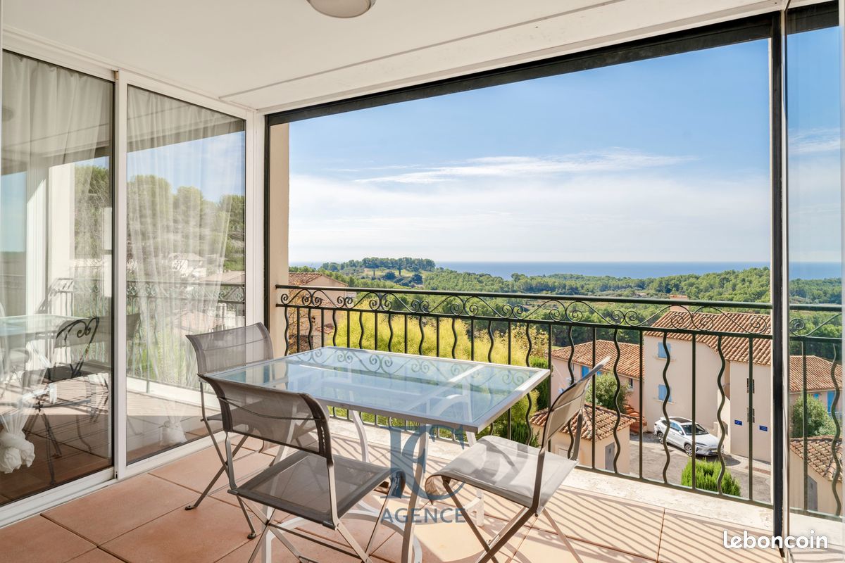 Appartement 2 pièces 50 m² · à Saint-Cyr-sur-Mer · 50 m² · 399 000 €