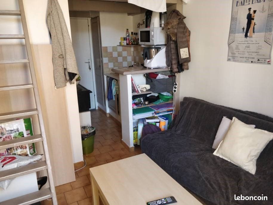 Appartement 1 pièce 15 m² · à Aix-en-Provence · 15 m² · 460 €