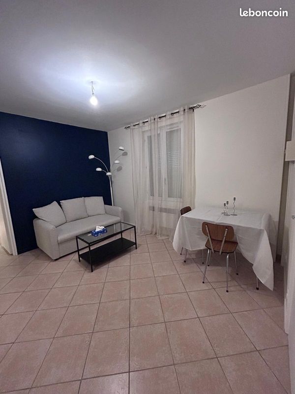 Appartement 2 pièces 38 m² · à Châlons-en-Champagne · 38 m² · 570 €/mois