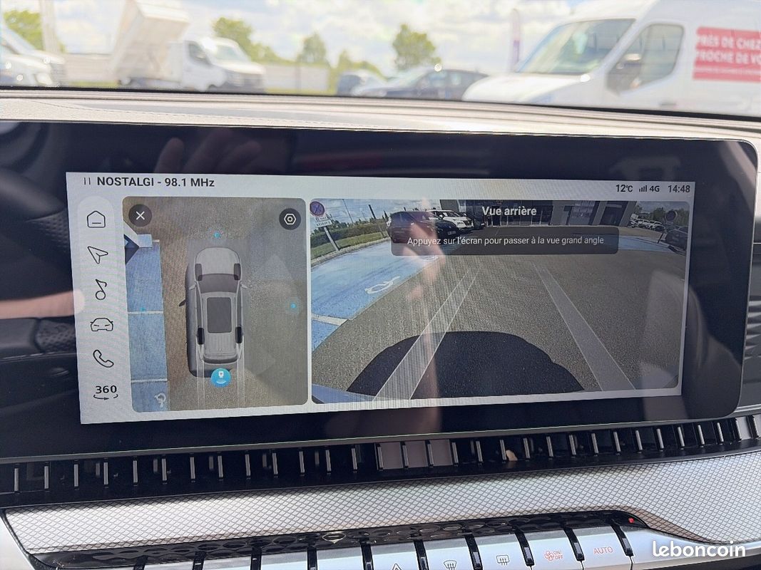 MG MGS9 PHEV Premium (image 14)