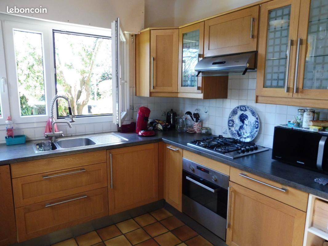 Maison a louer lannion - 6 pièce(s) - 166 m2 - Surfyn