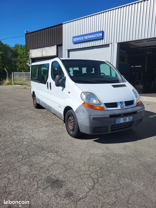 Renault trafic combi 9 places l2h1 1.9 dci 100 cv (image 2)