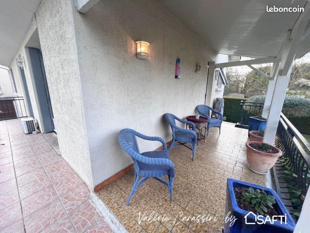Maison 9 pièces 145 m²