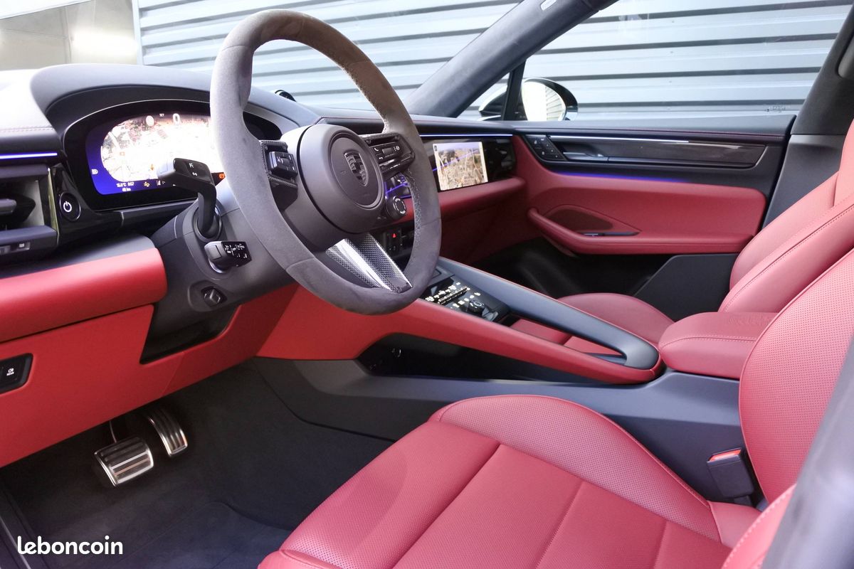 PORSCHE Macan Turbo 639 ch (image 31)