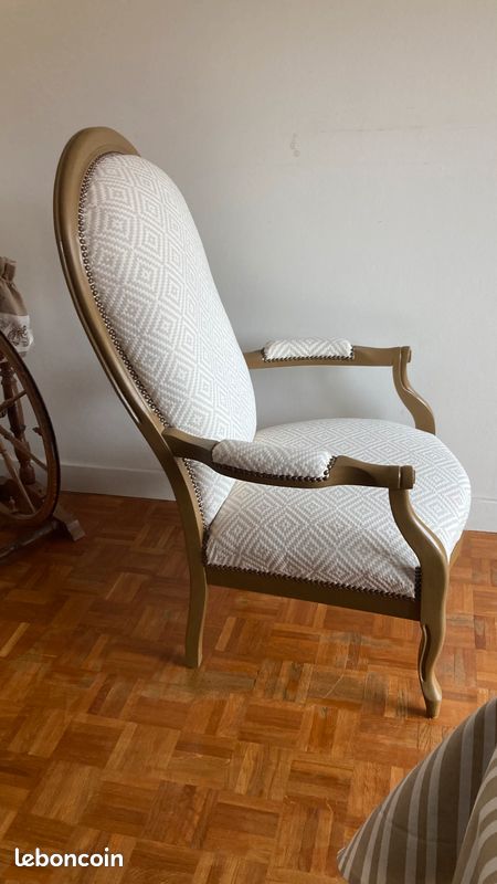 Vends fauteuil voltaire refait à neuf (image 3)