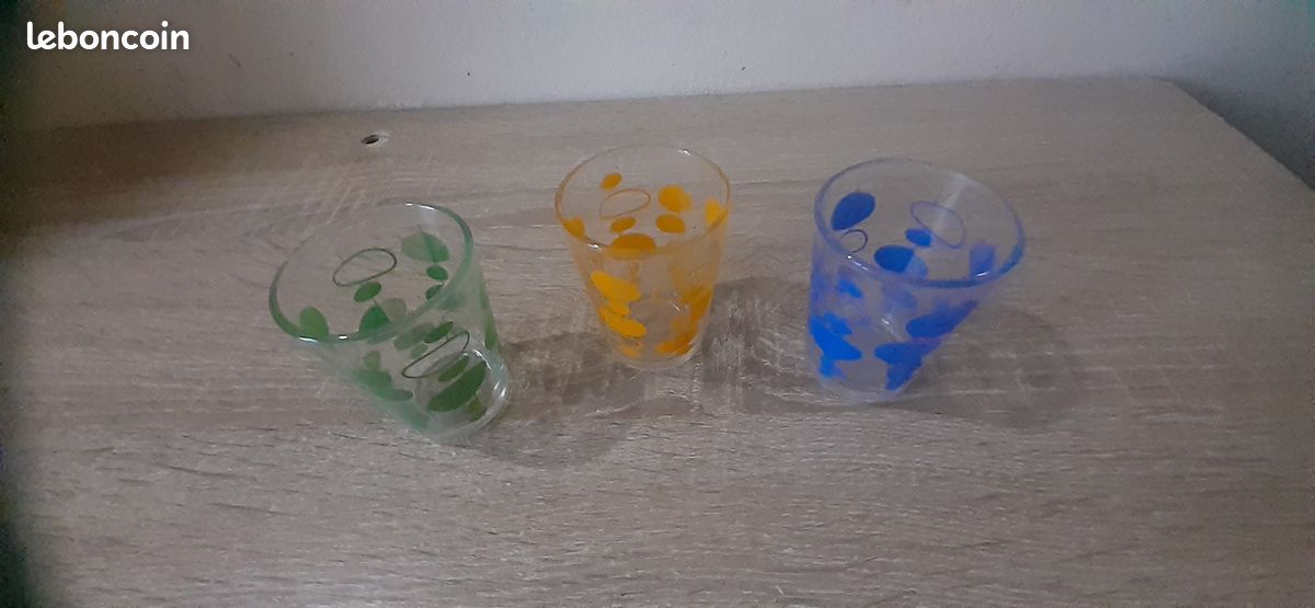 3 verres à liqueur (image 1)