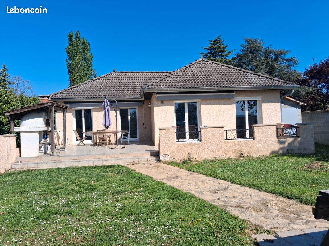 Maison 6 pièces 145 m² · à Beaurepaire · 145 m² · 278 000 €