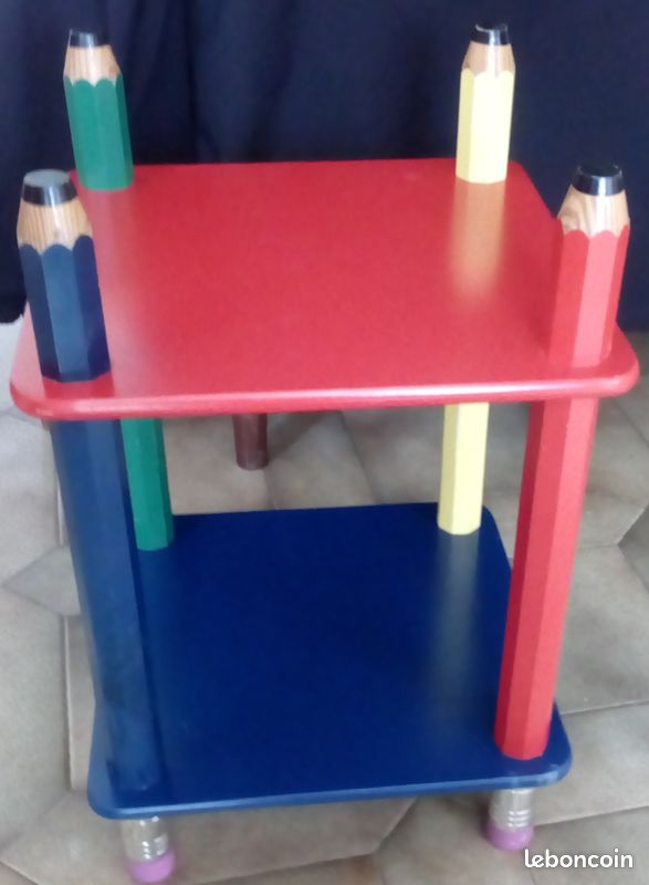 Table crayon (image 1)